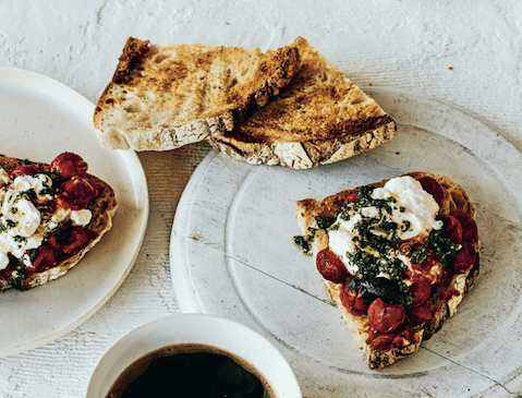 These tomato toasts are the easy brunch recipe that you can make on a January budget These tomato toasts are the easy brunch recipe that you can make on a January budget