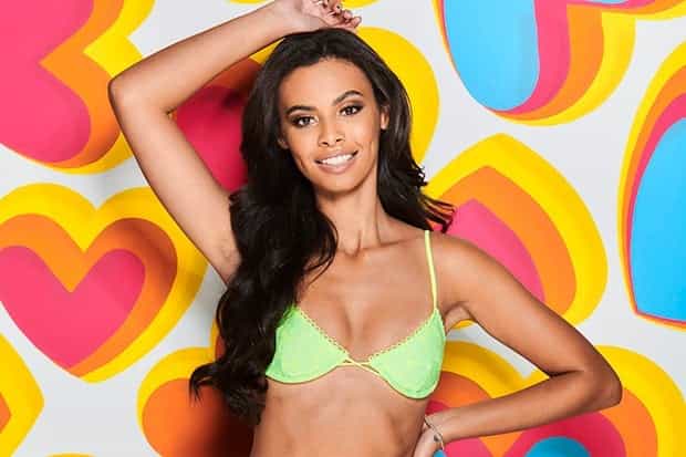 Love Island: Sophie steps in as the boys give Connagh grief Love Island: Sophie steps in as the boys give Connagh grief
