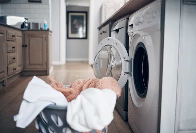 Woman issues warning after TikTok cleaning hack set her house on fire Woman issues warning after TikTok cleaning hack set her house on fire