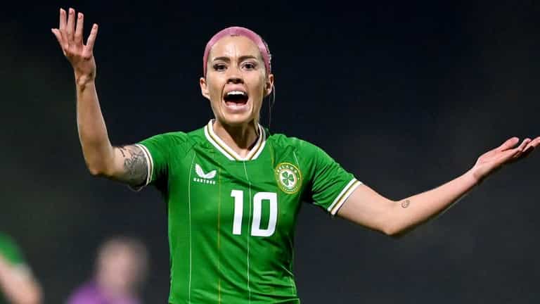 “Let them eat shit!” – Colombian player Colombian player calls Irish team ‘little girls’ after calling off warm-up match “Let them eat shit!” – Colombian player Colombian player calls Irish team ‘little girls’ after calling off warm-up match