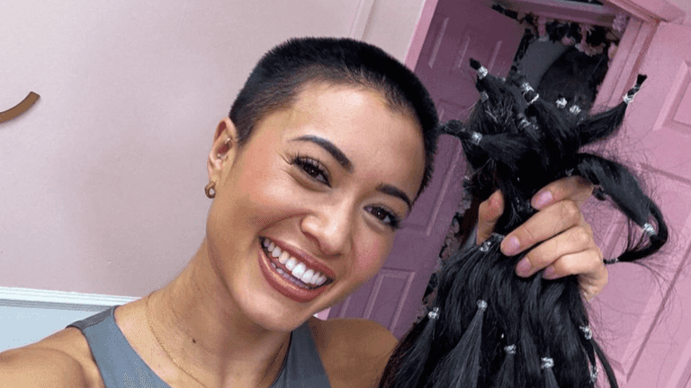 We adore Kaz Crossley for bravely shaving her head in aid of alopecia charity We adore Kaz Crossley for bravely shaving her head in aid of alopecia charity
