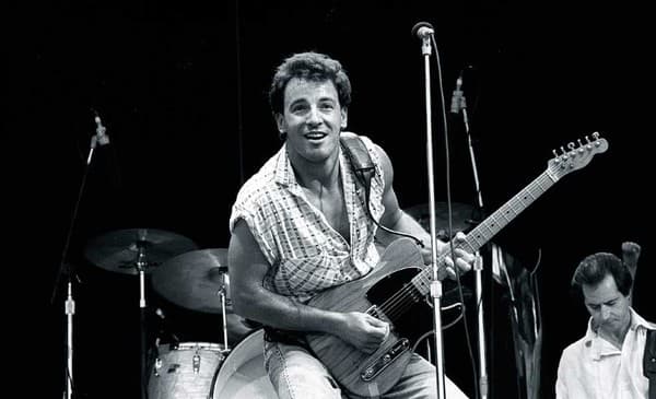Rising Hollywood star reportedly lined up to play Bruce Springsteen in new biopic Rising Hollywood star reportedly lined up to play Bruce Springsteen in new biopic