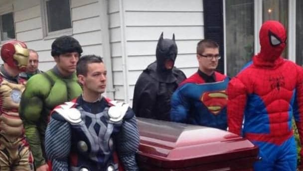 Heartbreaking: Superheroes Give 5-Year-Old Boy The Perfect Send-Off Heartbreaking: Superheroes Give 5-Year-Old Boy The Perfect Send-Off