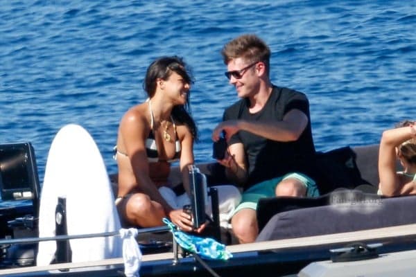 That Didn’t Last Long! One Of Hollywood’s Hottest Couples Just Called It Quits That Didn’t Last Long! One Of Hollywood’s Hottest Couples Just Called It Quits