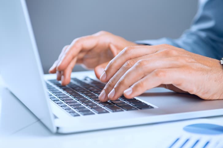 Worst Chat Up Line Ever: Man Searches For Nurse Online… After She Delivered His Baby Worst Chat Up Line Ever: Man Searches For Nurse Online… After She Delivered His Baby