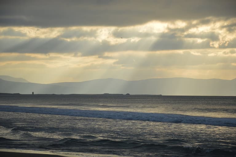 Halloween weekend weather to see abnormally high temperatures and sunny spells Halloween weekend weather to see abnormally high temperatures and sunny spells