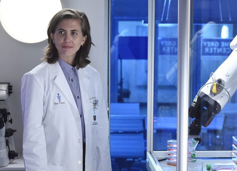 Grey’s Anatomy is casting their first ever non-binary doctor Grey’s Anatomy is casting their first ever non-binary doctor