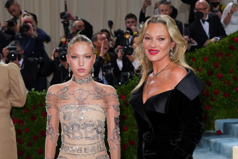Met Gala fans are praising Lila Moss for raising awareness about diabetes at the ball Met Gala fans are praising Lila Moss for raising awareness about diabetes at the ball