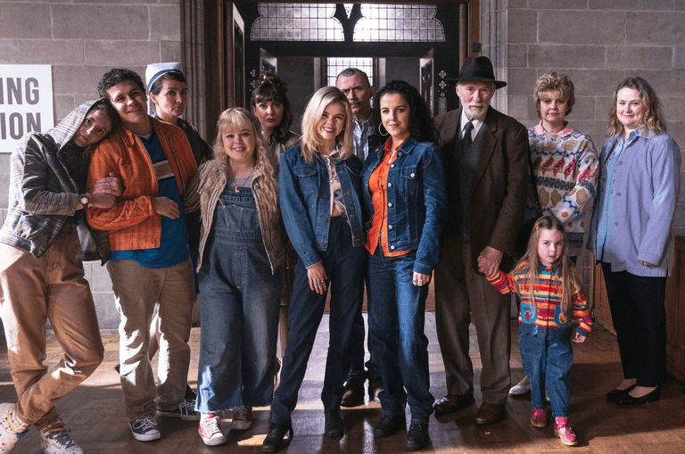 Viewers in bits over emotional Derry Girls finale special Viewers in bits over emotional Derry Girls finale special