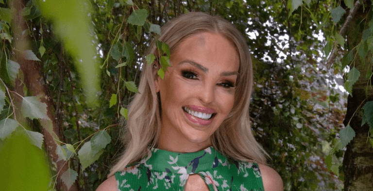 Katie Piper rushed to hospital for emergency eye surgery Katie Piper rushed to hospital for emergency eye surgery