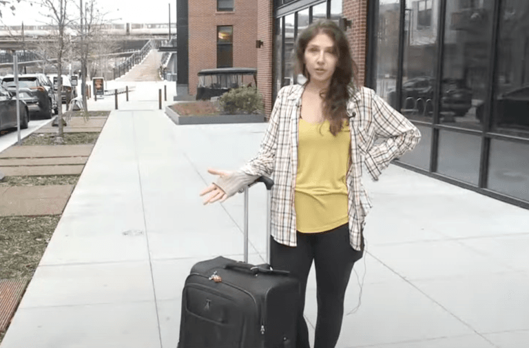 Passenger’s AirTag in lost luggage outs airline for not telling truth about where it actually is Passenger’s AirTag in lost luggage outs airline for not telling truth about where it actually is