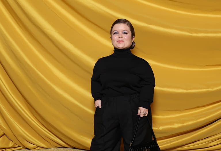 Sinead Burke vows her new Vogue cover is a “movement not a moment” Sinead Burke vows her new Vogue cover is a “movement not a moment”