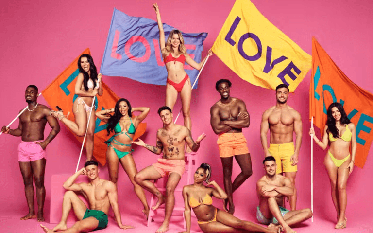 Love Island star gets surprise invite from King Charles to Coronation and Windsor reception Love Island star gets surprise invite from King Charles to Coronation and Windsor reception