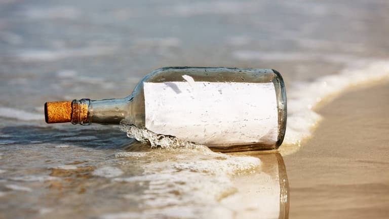 Message in a bottle for ‘Aoife’ from Ireland washes up on US beach Message in a bottle for ‘Aoife’ from Ireland washes up on US beach