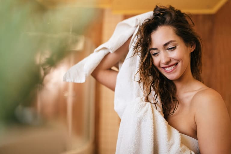 Hygral Fatigue: This is why we shouldn’t air-dry our hair Hygral Fatigue: This is why we shouldn’t air-dry our hair