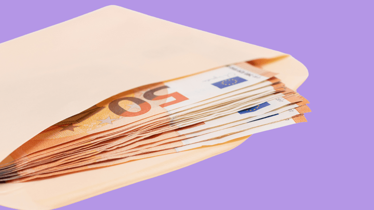 Money Talk: The ‘100’ Envelope’ finance challenge explained Money Talk: The ‘100’ Envelope’ finance challenge explained