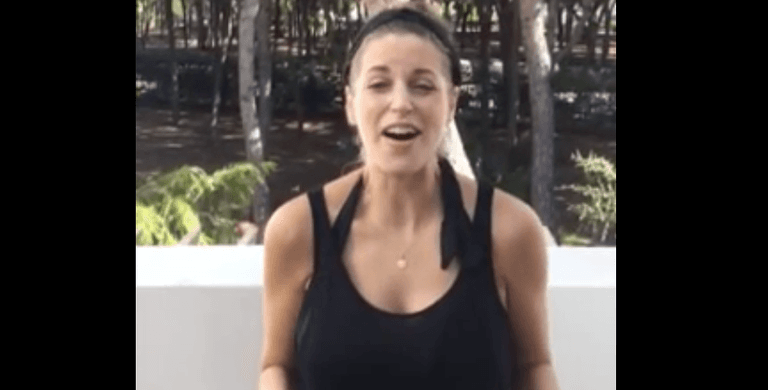‘Obeying Church’ – Amy Huberman Completes Ice Bucket Challenge Nominates Irish Eurovision Heroes ‘Obeying Church’ – Amy Huberman Completes Ice Bucket Challenge Nominates Irish Eurovision Heroes