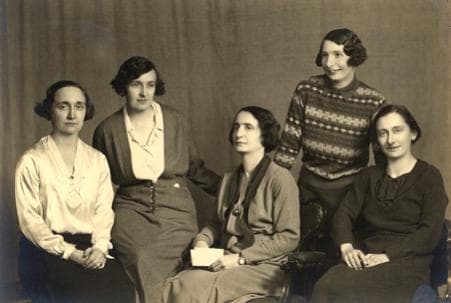 UCC’s first female engineer honoured with building title UCC’s first female engineer honoured with building title