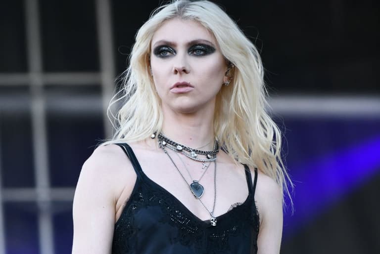 Taylor Momsen reveals the real reason she left Gossip Girl Taylor Momsen reveals the real reason she left Gossip Girl