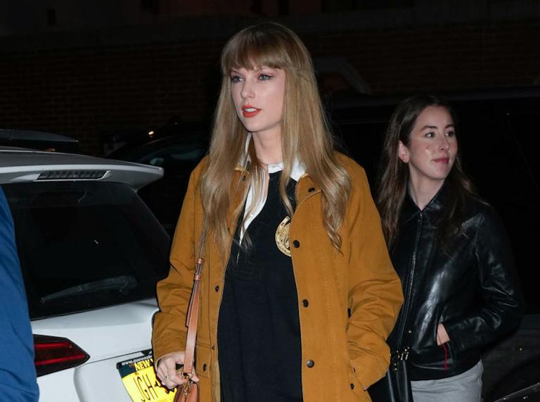 Taylor Swift issues statement after fan passes away before concert Taylor Swift issues statement after fan passes away before concert