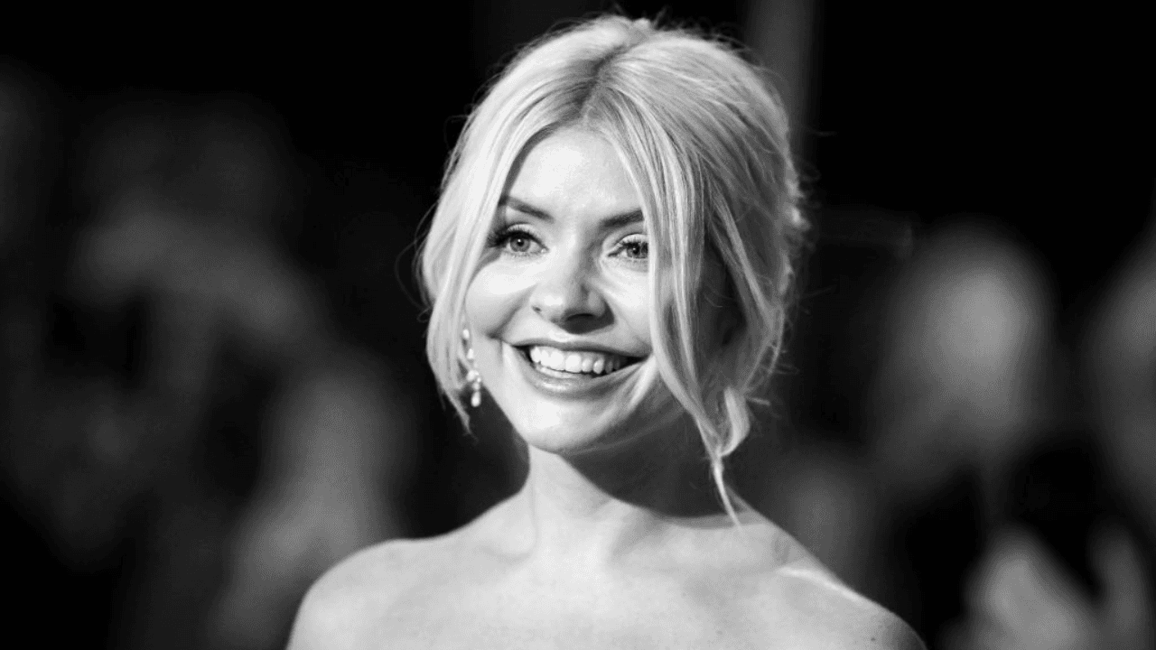 ‘We could all learn a lot from Holly Willoughby’s resilience’