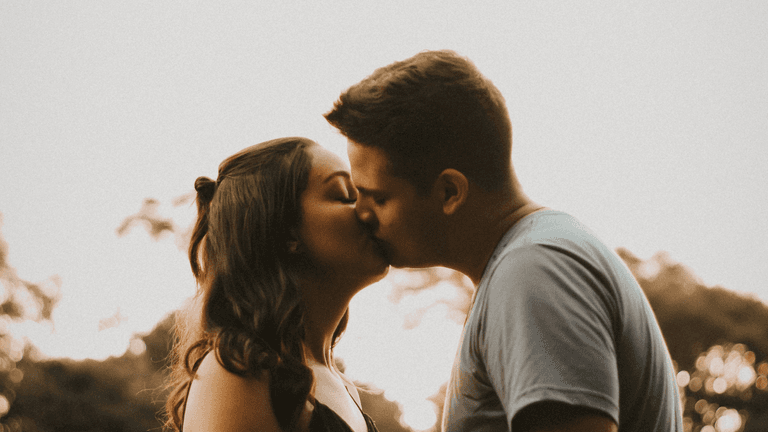 ‘My husband kissed my sister but said it doesn’t count as cheating’ ‘My husband kissed my sister but said it doesn’t count as cheating’