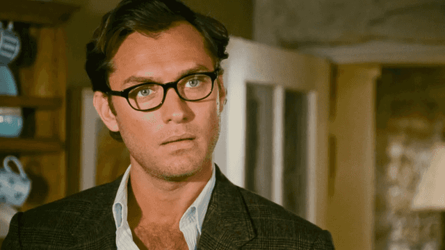 Jude Law addresses rumours about The Holiday sequel Jude Law addresses rumours about The Holiday sequel