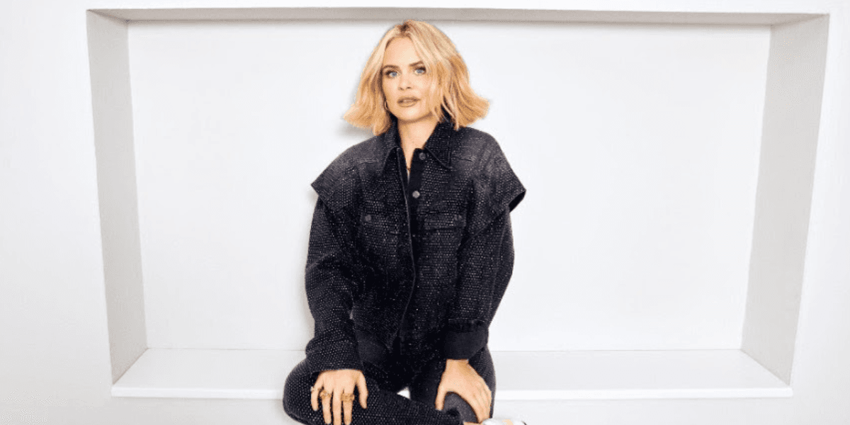 Joanne McNally reveals details of her latest stand-up show Pinotphile