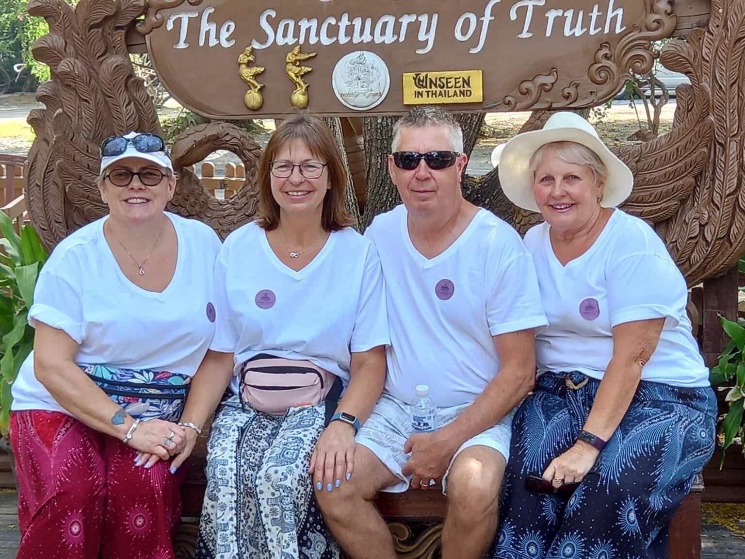 the siblings met for the first time in Thailand.