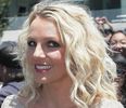 Britney Spears Loves The Dentist’s Chair So Much She Bought Her Own!
