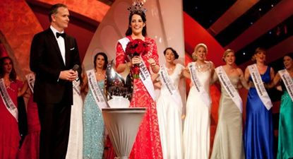Her.ie Speaks To The Newly Crowned Rose of Tralee Nicola McEvoy About The Exciting Year Ahead