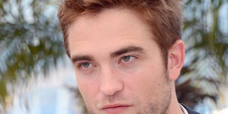 Pattinson Does Not Want to Speak to Stewart