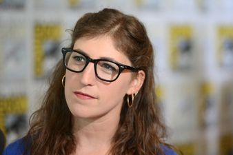 Big Bang Theory Actress Nearly Loses Thumb In a Los Angeles Car Crash
