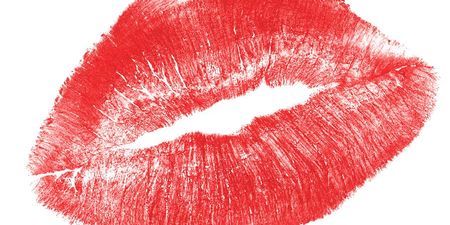 Kissing and Other Natural Ways of Getting the Same Effects Your Makeup Gives You