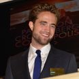 Robert Pattinson Admits he’s Addicted to Reading Gossip About Himself and K-Stew