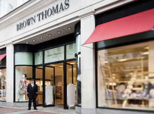 Would You Like to Work in One of the World’s Most Beautiful Stores? Iconic Irish Store is Hiring for Christmas