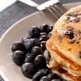 Lazy Saturday Brunch: American-Style Blueberry Pancakes