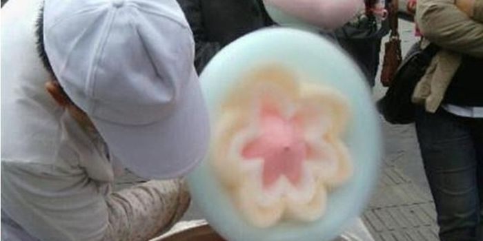 Now That’s What You Call A Sweet Skill: Possibly The Most Beautiful Candy Floss In The World