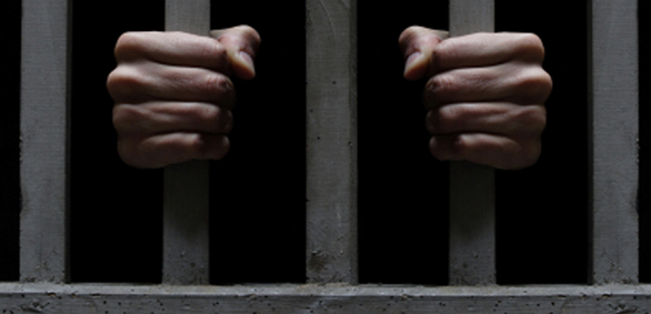 Celeb in the Slammer – Actress Looks Set for a Spell Behind Bars