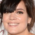 No Wonder She’s Smiling: Lily Allen Gives Birth to A…