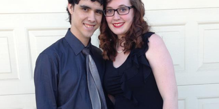 God Dad, You’re So Embarrassing: Dad Takes Photo Bomb To The Next Level In Prom Photo