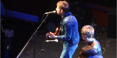 VIDEO: Damon Albarn And Noel Gallagher Perform Together At Charity Gig