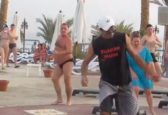 VIDEO: Now THIS Is How You Do a Step Class