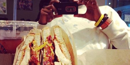 Love To Share Snaps Of Your Food? This Psychiatrist Thinks You Have A Problem