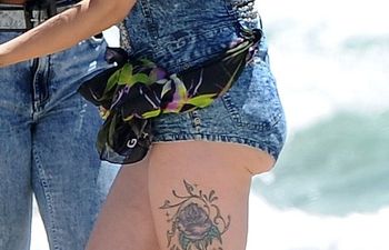 The Arse On Your One – Singer Shows Off The Results Of Bum Implants While Shooting Band’s New Video