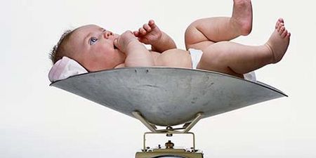 Born WITHOUT A C-Section! Germany’s Largest Baby Girl Weighs In At 13.47lbs