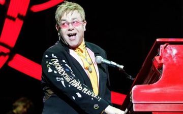 Change Of Direction For This Actor As He Lands Role Of Elton John In New Biopic