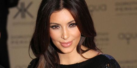 “You Want Your Guy To Think You’re Really Hot” – Forget The Selfie As Kim Models For Lipsy
