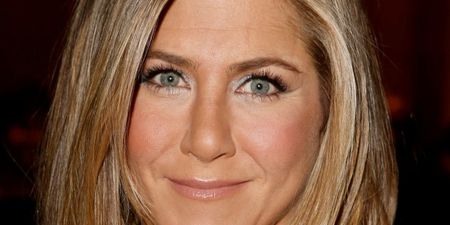 PICTURE – STOP EVERYTHING! Jennifer Aniston Has Cut Her Hair Again