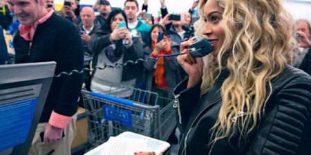 Good Deed for Christmas? Beyonce Picks Up The Tab for Walmart Shoppers
